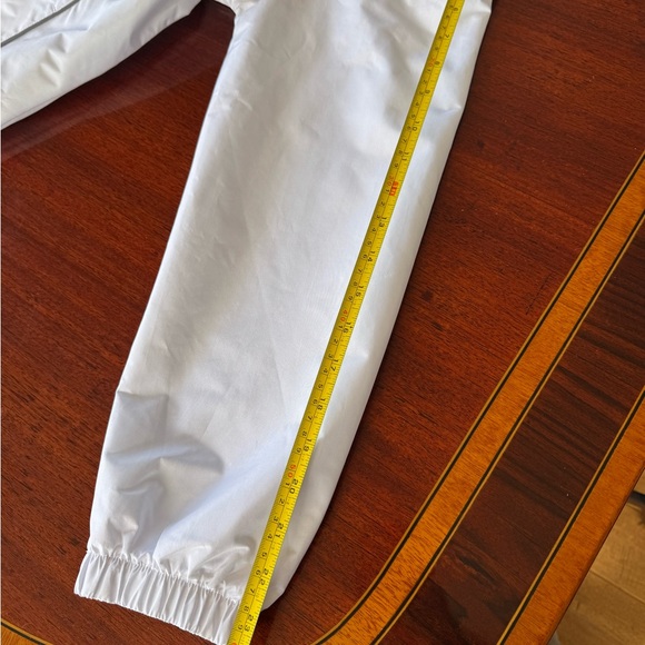 Spyder White Windbreaker Jacket with Hood - Picture 9 of 13